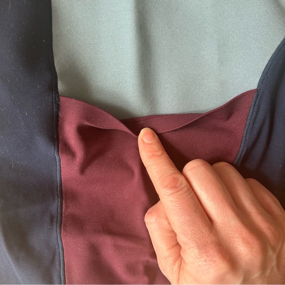 High-waisted sculpting pocket short - Picture 6 of 8